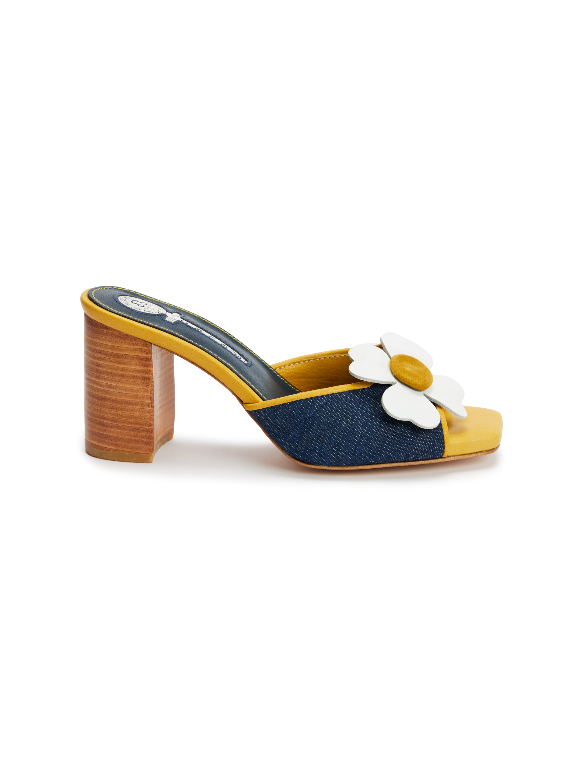 Chamomile Jaune Mule