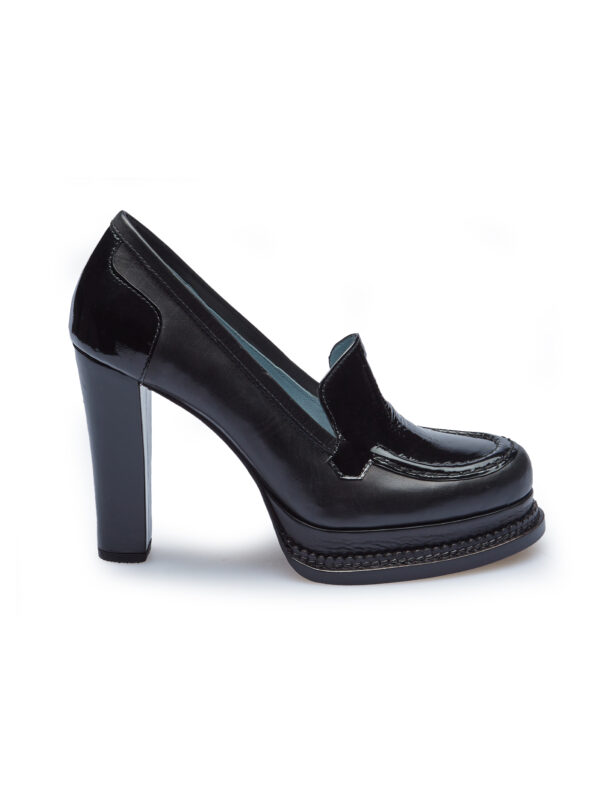 Véronique Pump