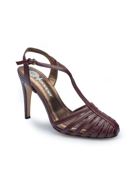 LouLou Pump in  Sweet Burgundy